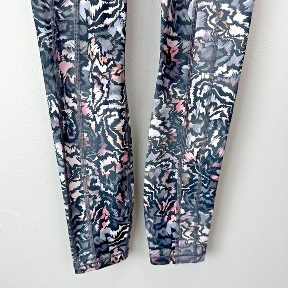 New Athleta Ultimate Stash 7/8 Tight Floral Leggings XXS - Picture 3 of 7